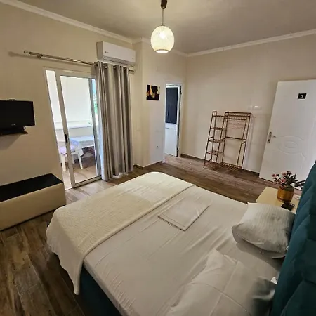 Joyous ساراندا