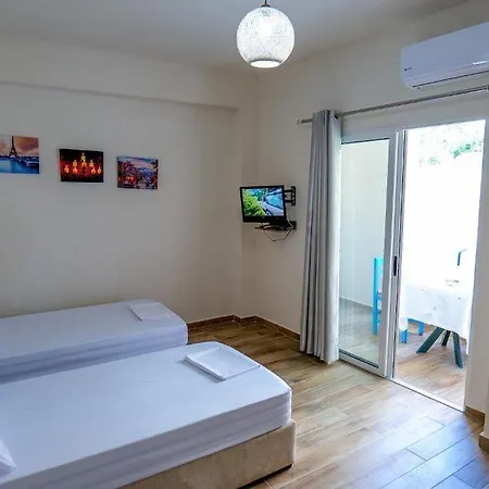 Joyous Sarandë