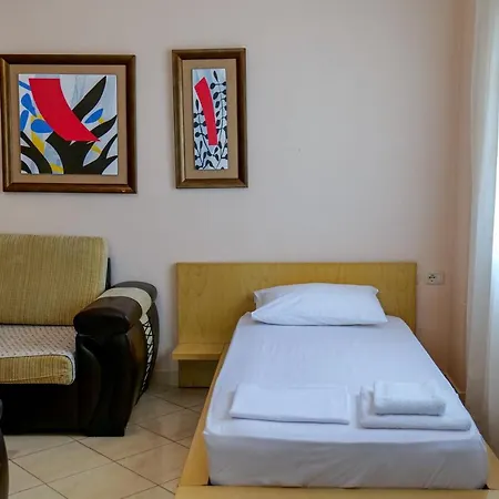 Joyous Apartamento Sarandë