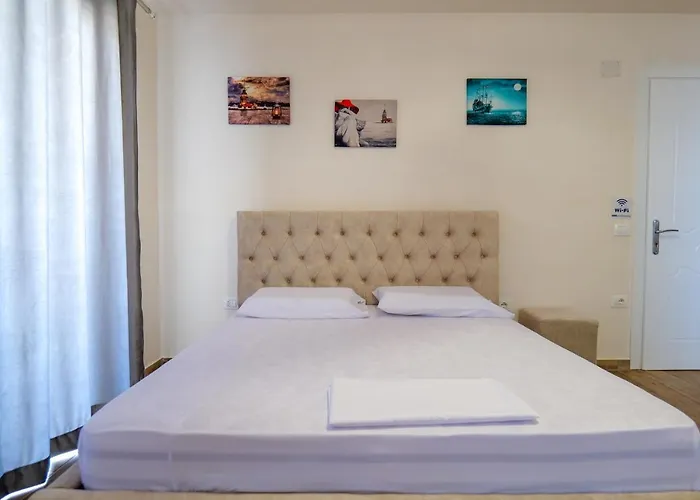 Apartment Joyous Sarandë